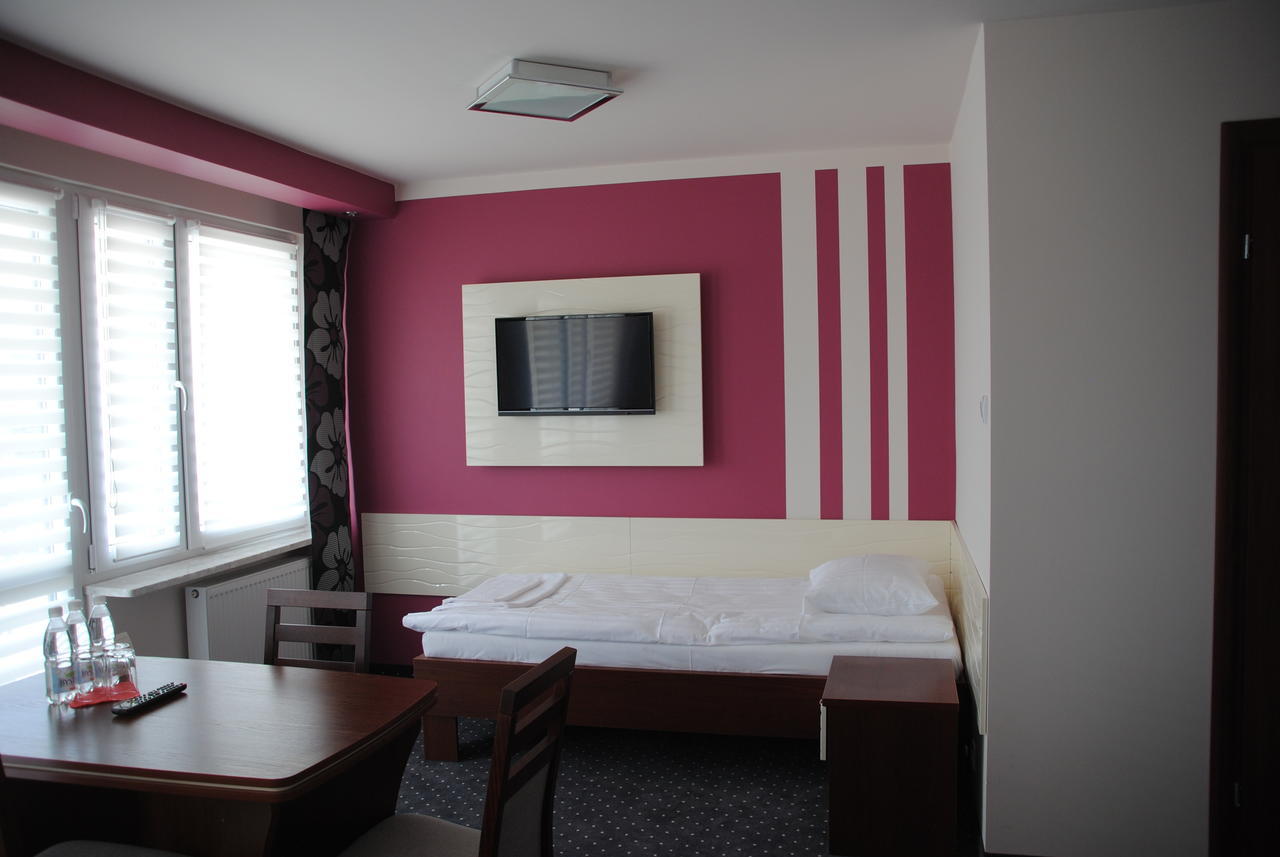 Hotel Imperium Pionki Room photo